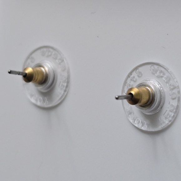 Kate Spade Picture Perfect Camera Pendant Necklace & Stud Earrings - Picture 5 of 6